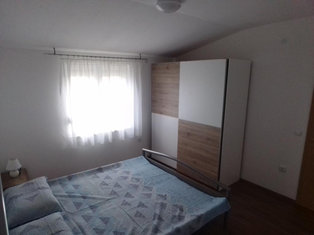 Tomek Apartment Vir Esterno foto