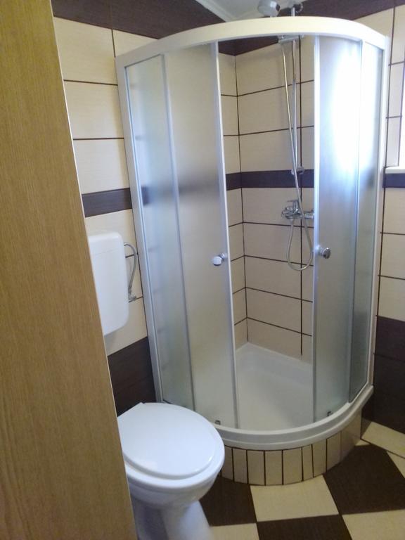 Tomek Apartment Vir Esterno foto