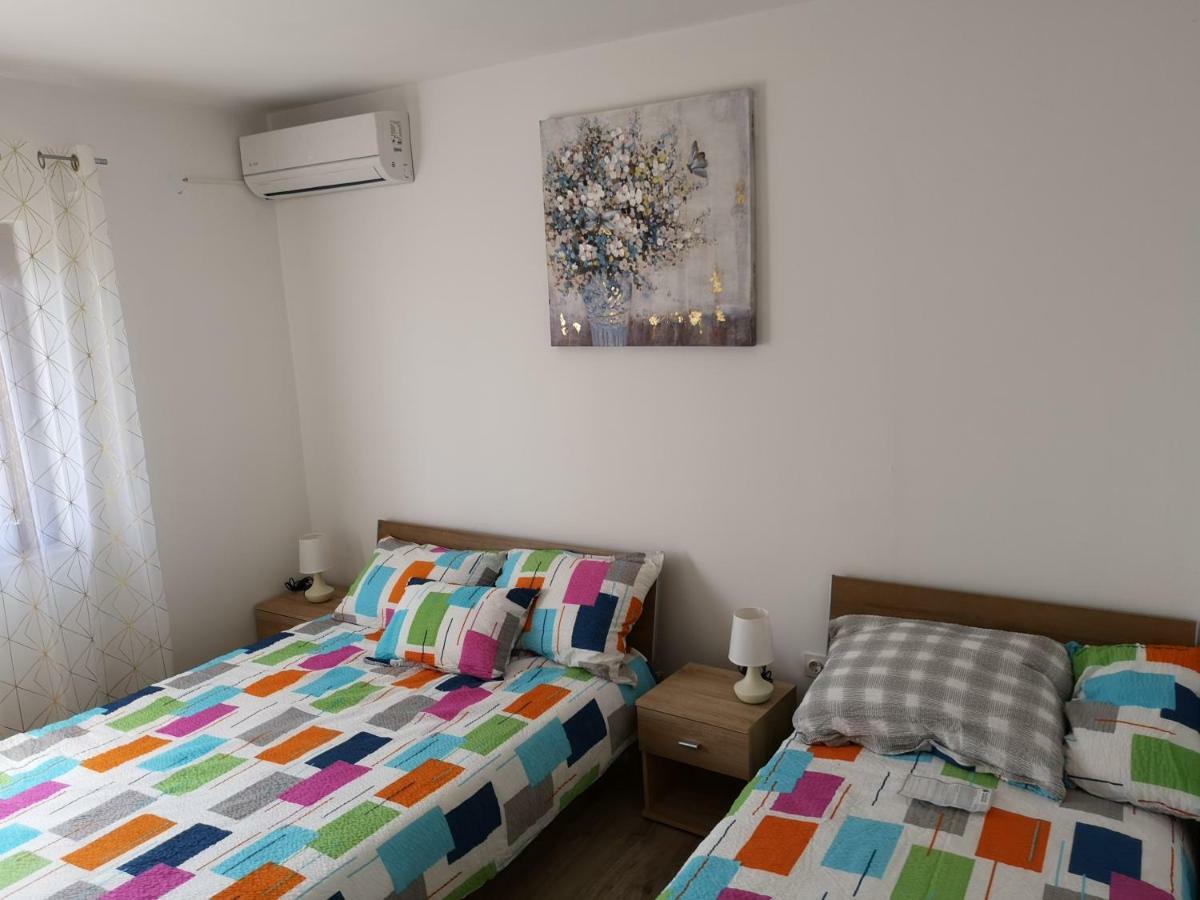 Tomek Apartment Vir Esterno foto